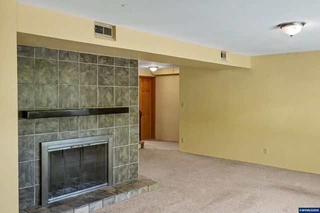 2626 NW Linnan Cir, Corvallis, OR 97330