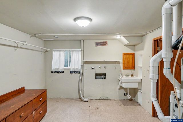 2626 NW Linnan Cir, Corvallis, OR 97330
