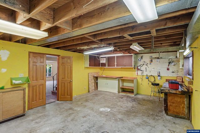 2626 NW Linnan Cir, Corvallis, OR 97330