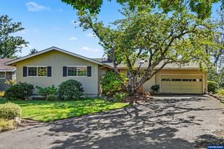 2626 NW Linnan Cir, Corvallis, OR 97330