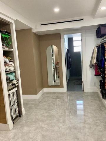 2903 N Miami Beach Blvd 1003, North Miami Beach, FL 33160