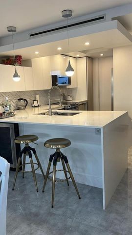 2903 N Miami Beach Blvd 1003, North Miami Beach, FL 33160
