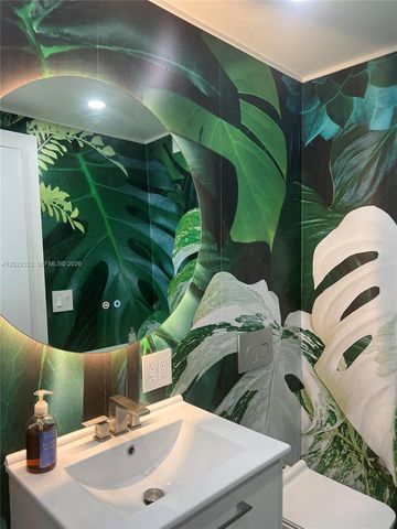 2903 N Miami Beach Blvd 1003, North Miami Beach, FL 33160