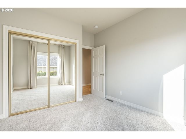 3540 RIVERKNOLL Way, West Linn, OR 97068