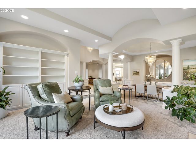 3540 RIVERKNOLL Way, West Linn, OR 97068