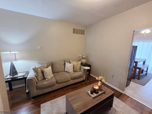 541 Fulton St, Elizabeth City, NJ 07206