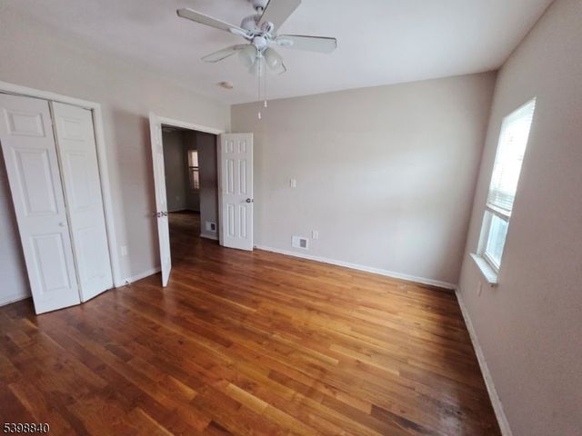541 Fulton St, Elizabeth City, NJ 07206