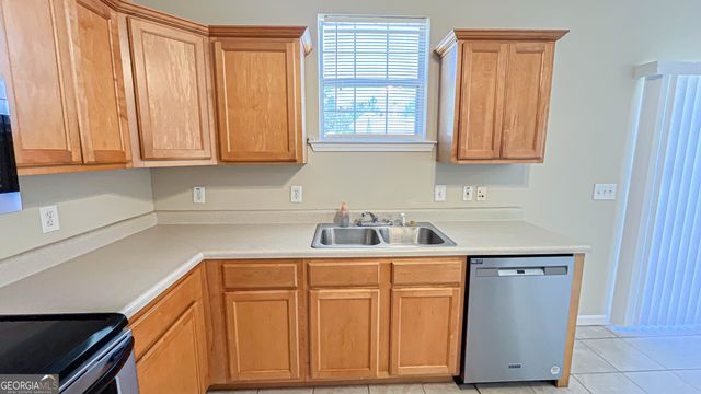 608 Brookwater Drive, Stockbridge, GA 30281