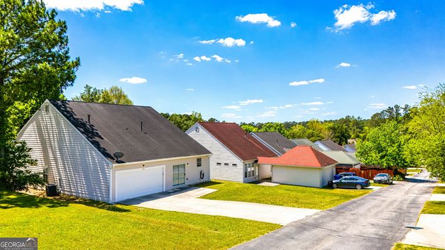 608 Brookwater Drive, Stockbridge, GA 30281