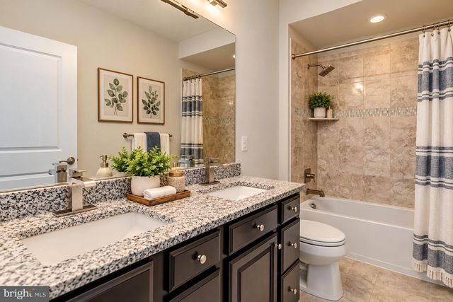 43386 WHITEHEAD TER, Ashburn, VA 20148