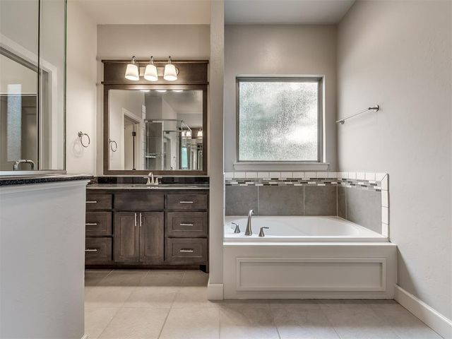 2405 Rumble Court, Edmond, OK 73034