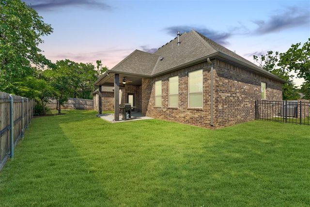 2405 Rumble Court, Edmond, OK 73034