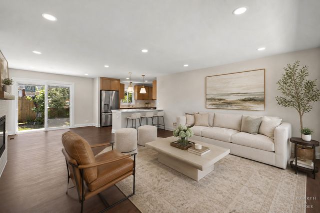 49 King Lane, Des Plaines, IL 60016