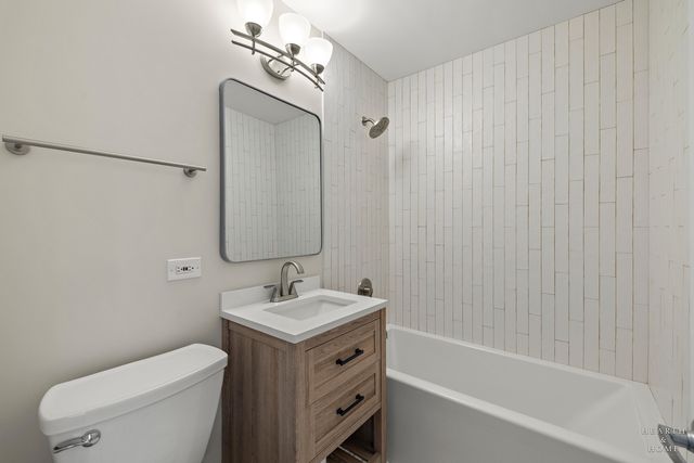 49 King Lane, Des Plaines, IL 60016
