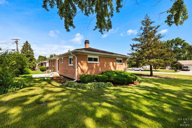 49 King Lane, Des Plaines, IL 60016