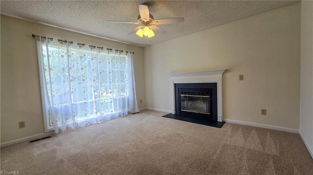 3581 Robinwest Drive, Pfafftown, NC 27040