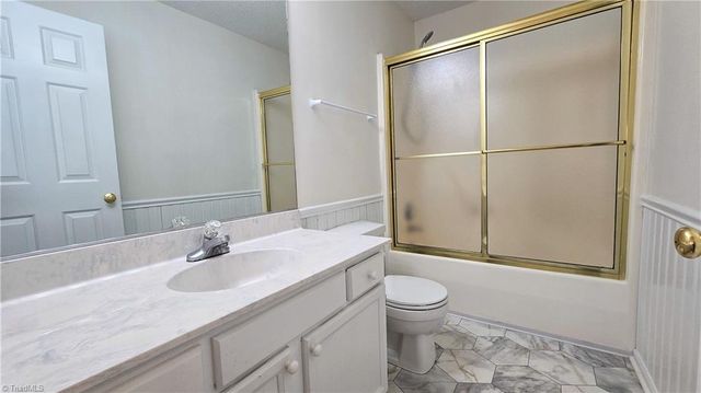 3581 Robinwest Drive, Pfafftown, NC 27040
