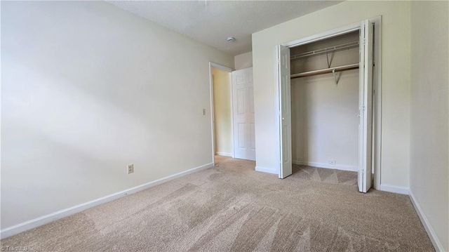 3581 Robinwest Drive, Pfafftown, NC 27040