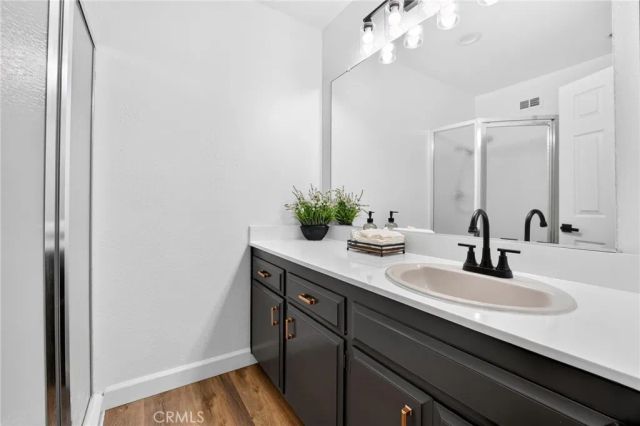 1620 Sandlewood Drive, Hemet, CA 92543