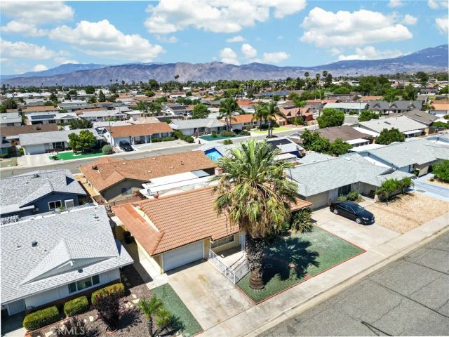 1620 Sandlewood Drive, Hemet, CA 92543