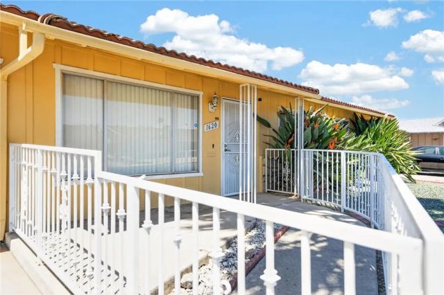 1620 Sandlewood Drive, Hemet, CA 92543