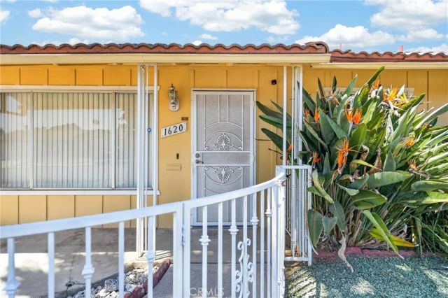 1620 Sandlewood Drive, Hemet, CA 92543