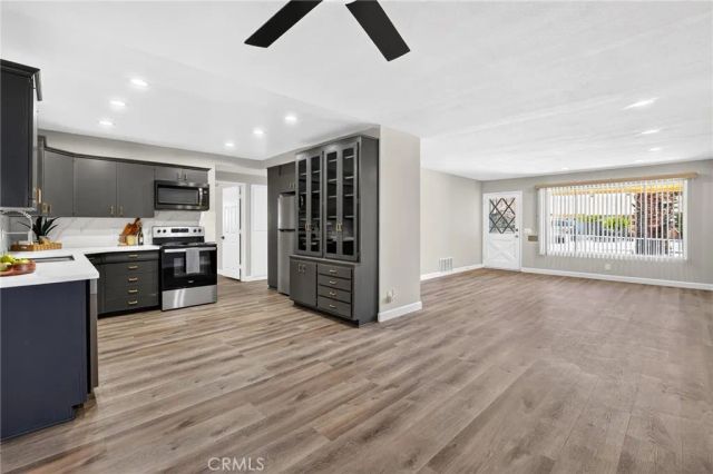 1620 Sandlewood Drive, Hemet, CA 92543