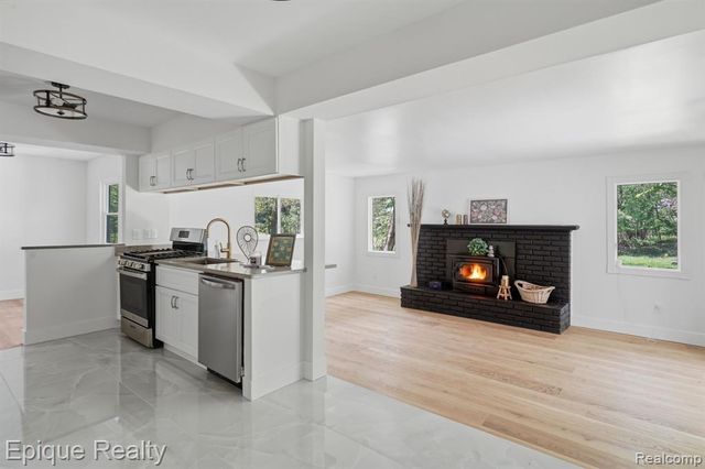 8315 Reese Road, Clarkston, MI 48348