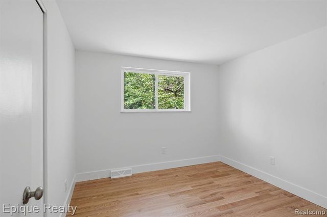 8315 Reese Road, Clarkston, MI 48348