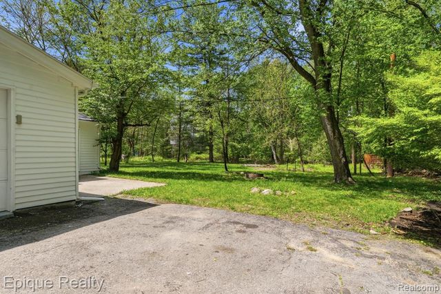 8315 Reese Road, Clarkston, MI 48348