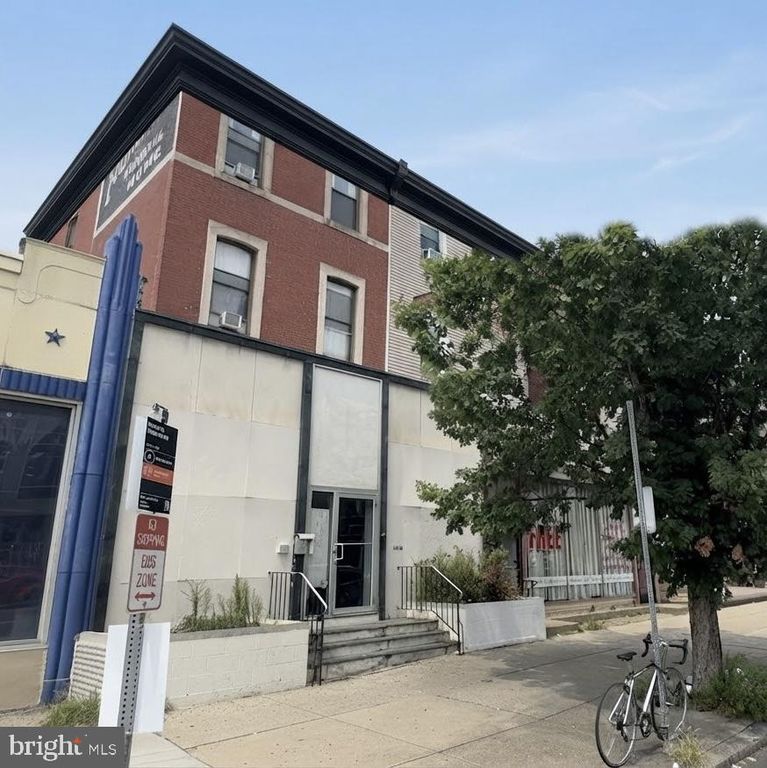 1170 S BROAD ST, PHILADELPHIA, PA 19146 — exterior