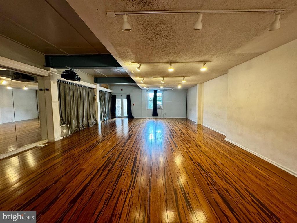 1170 S BROAD ST, PHILADELPHIA, PA 19146 — photo 5