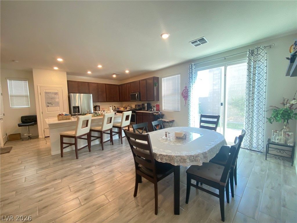7301 Teagan Avenue, Las Vegas, NV 89113 — photo 5