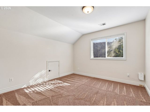 2385 Nw LYDIA Pl, Beaverton, OR 97006