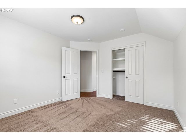 2385 Nw LYDIA Pl, Beaverton, OR 97006