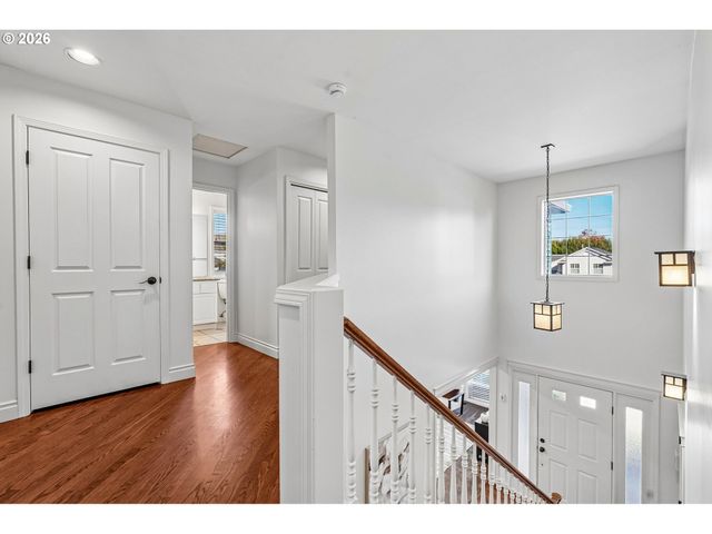 2385 Nw LYDIA Pl, Beaverton, OR 97006