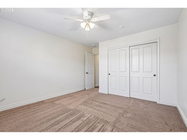 2385 Nw LYDIA Pl, Beaverton, OR 97006