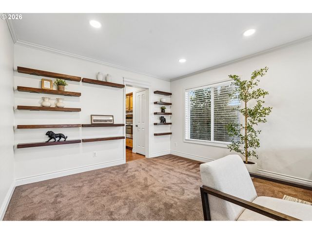 2385 Nw LYDIA Pl, Beaverton, OR 97006