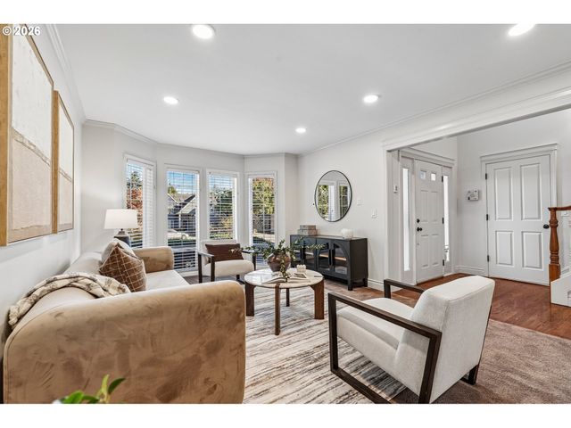 2385 Nw LYDIA Pl, Beaverton, OR 97006