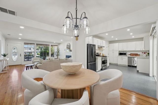 3336 Spring Street, Redwood City, CA 94063