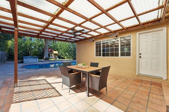 3336 Spring Street, Redwood City, CA 94063