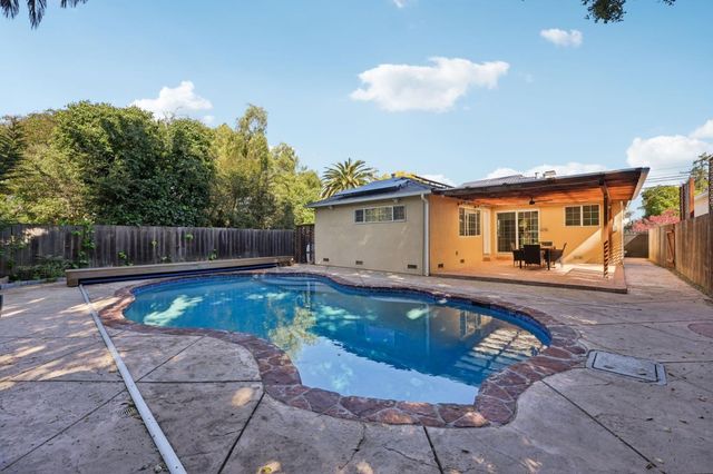 3336 Spring Street, Redwood City, CA 94063