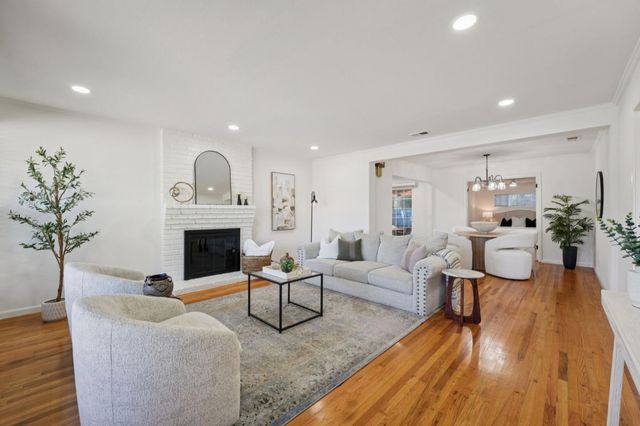 3336 Spring Street, Redwood City, CA 94063