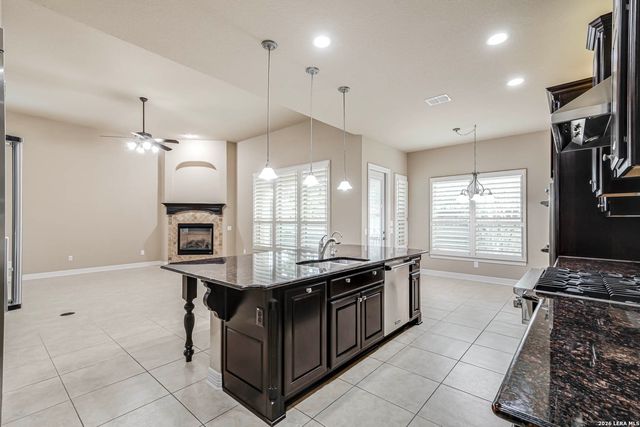 3806 Happys Corner, San Antonio, TX 78258