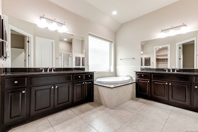 3806 Happys Corner, San Antonio, TX 78258