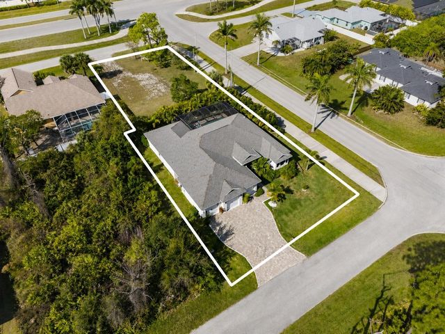 8127 DIMSTEAD STREET, Port Charlotte, FL 33981