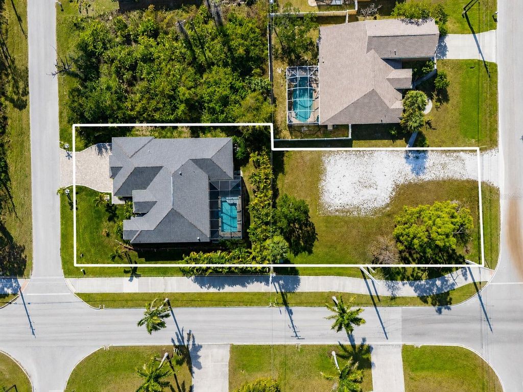 8127 DIMSTEAD STREET, Port Charlotte, FL 33981