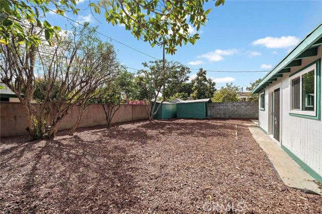1410 W Camden Place, Santa Ana, CA 92704