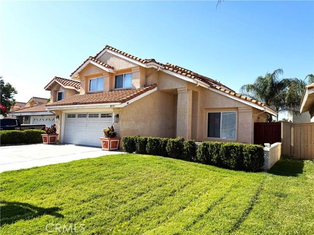 28594 Moon Shadow Drive, Menifee, CA 92584