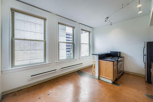 488 Wabasha Street N 403, Saint Paul, MN 55102